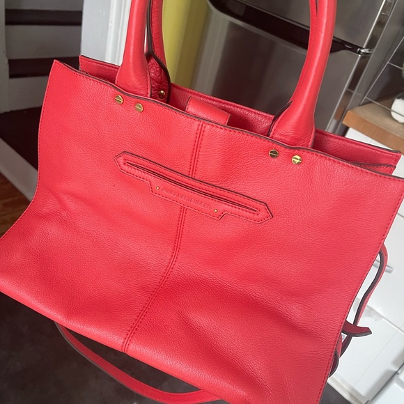 Aimee Kestenberg Gorgeous Coral Leather Handbag - Picture 2 of 11